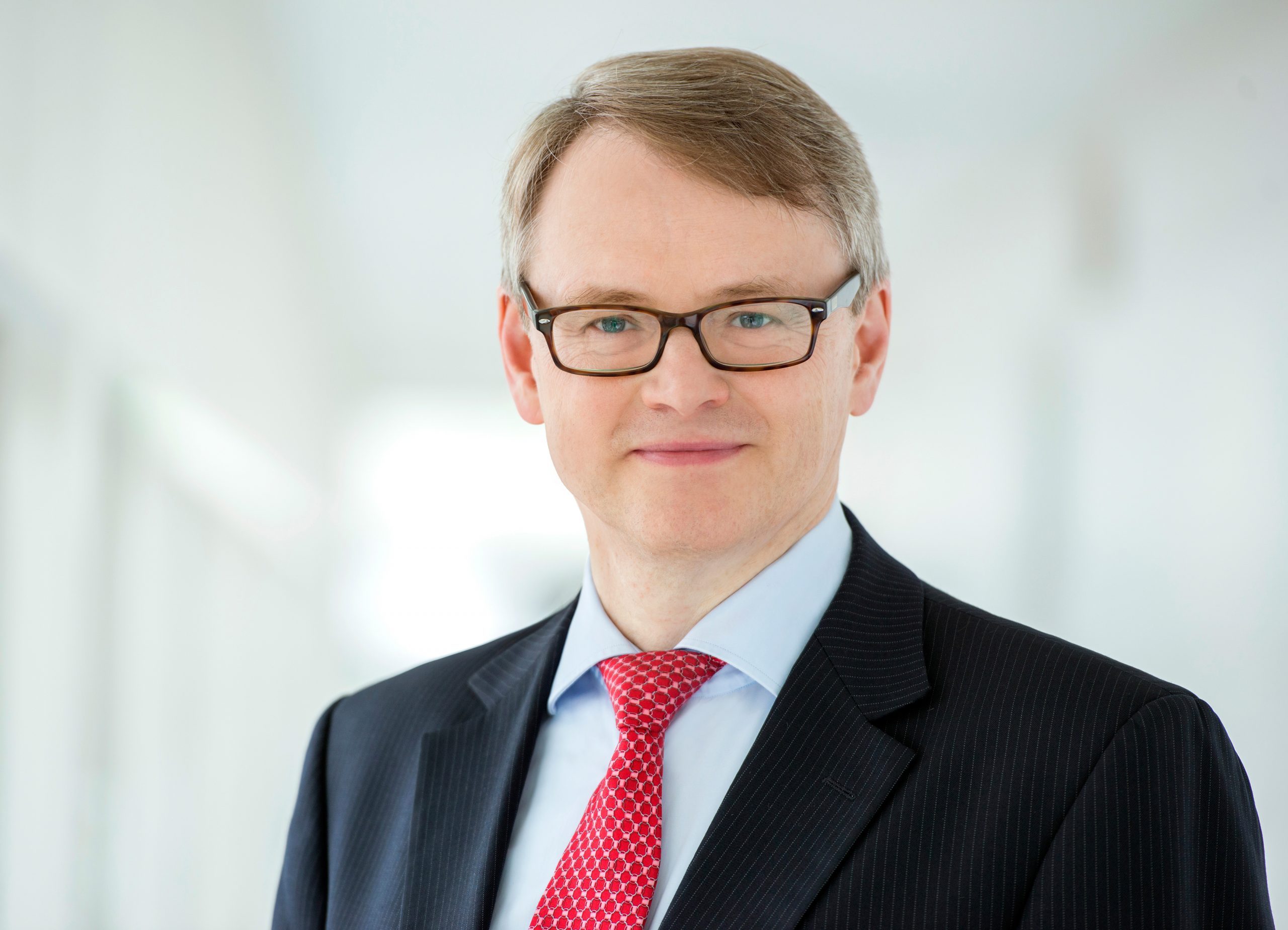 Neuer Leiter bei Siemens Portfolio Companies 3 Neuer Leiter bei
Siemens Portfolio Companies