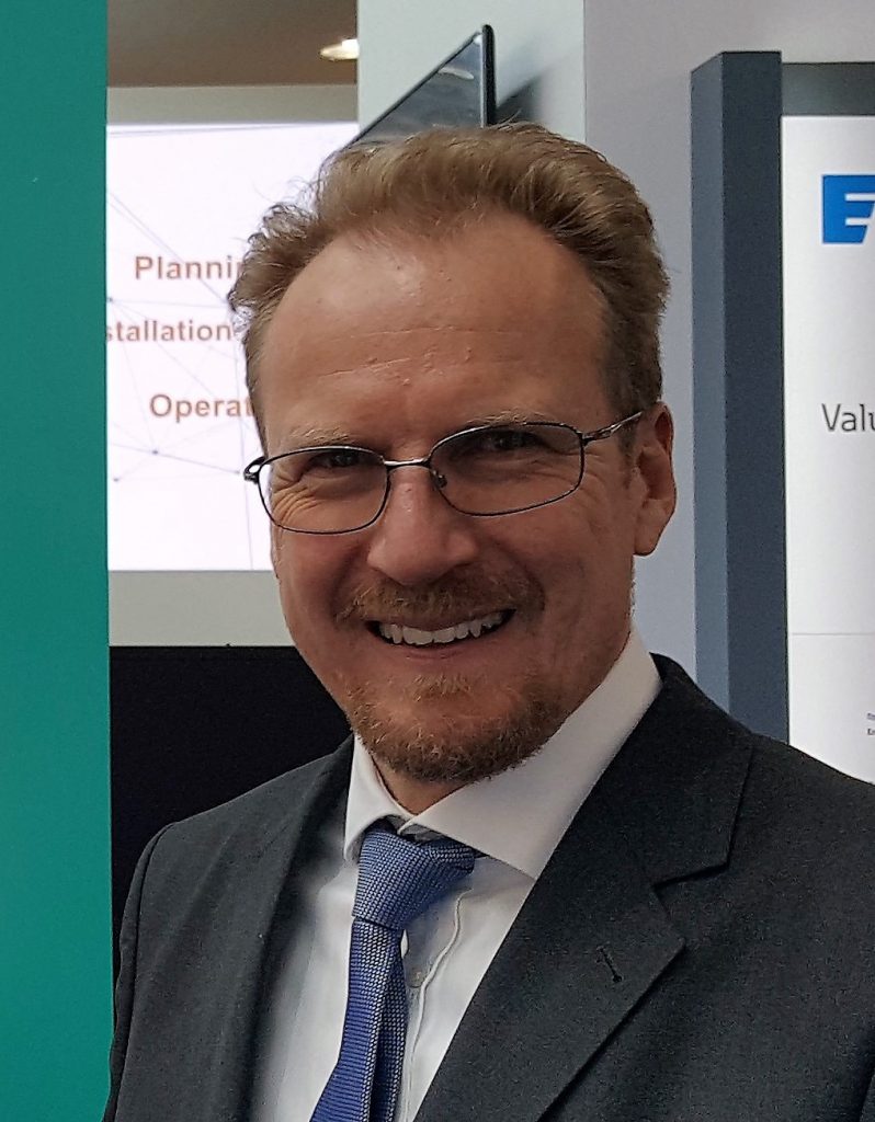 Wie entwickelt man intuitive Bediensysteme? 3 Stefan Selke ist Segment Marketing Manager MOEM bei Eaton