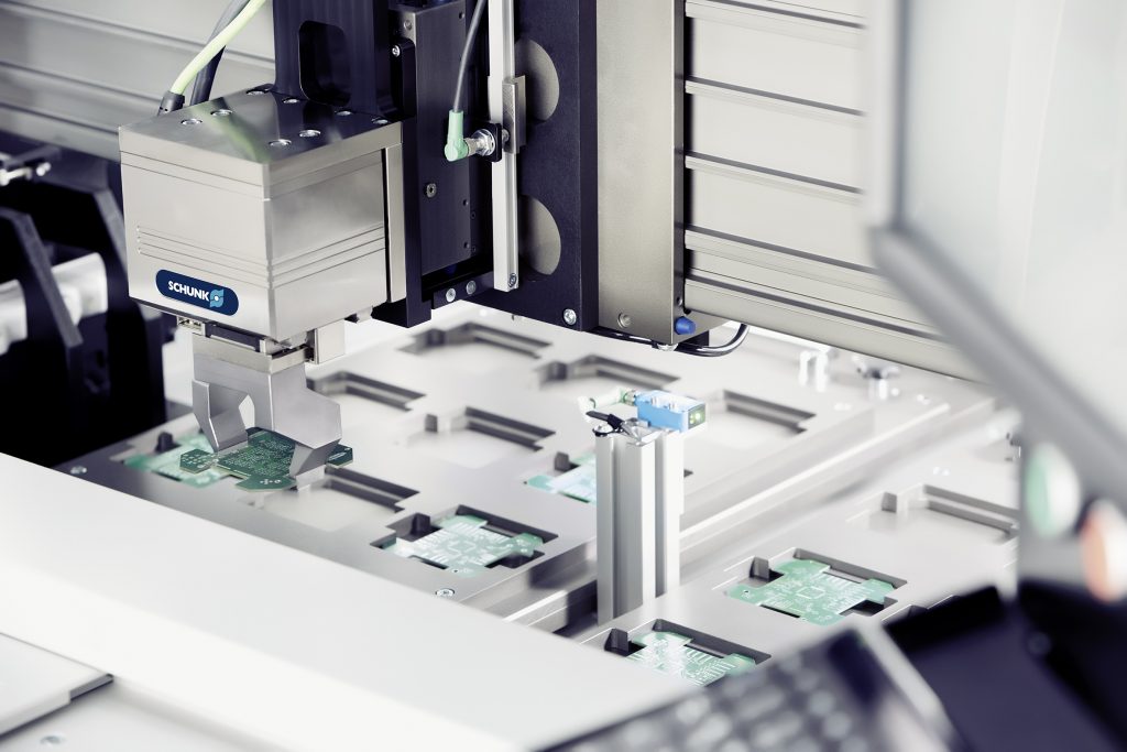 Fokus auf Smart Gripping und 24V-Technik 5 EGL Profinet Leiterplattenhandling