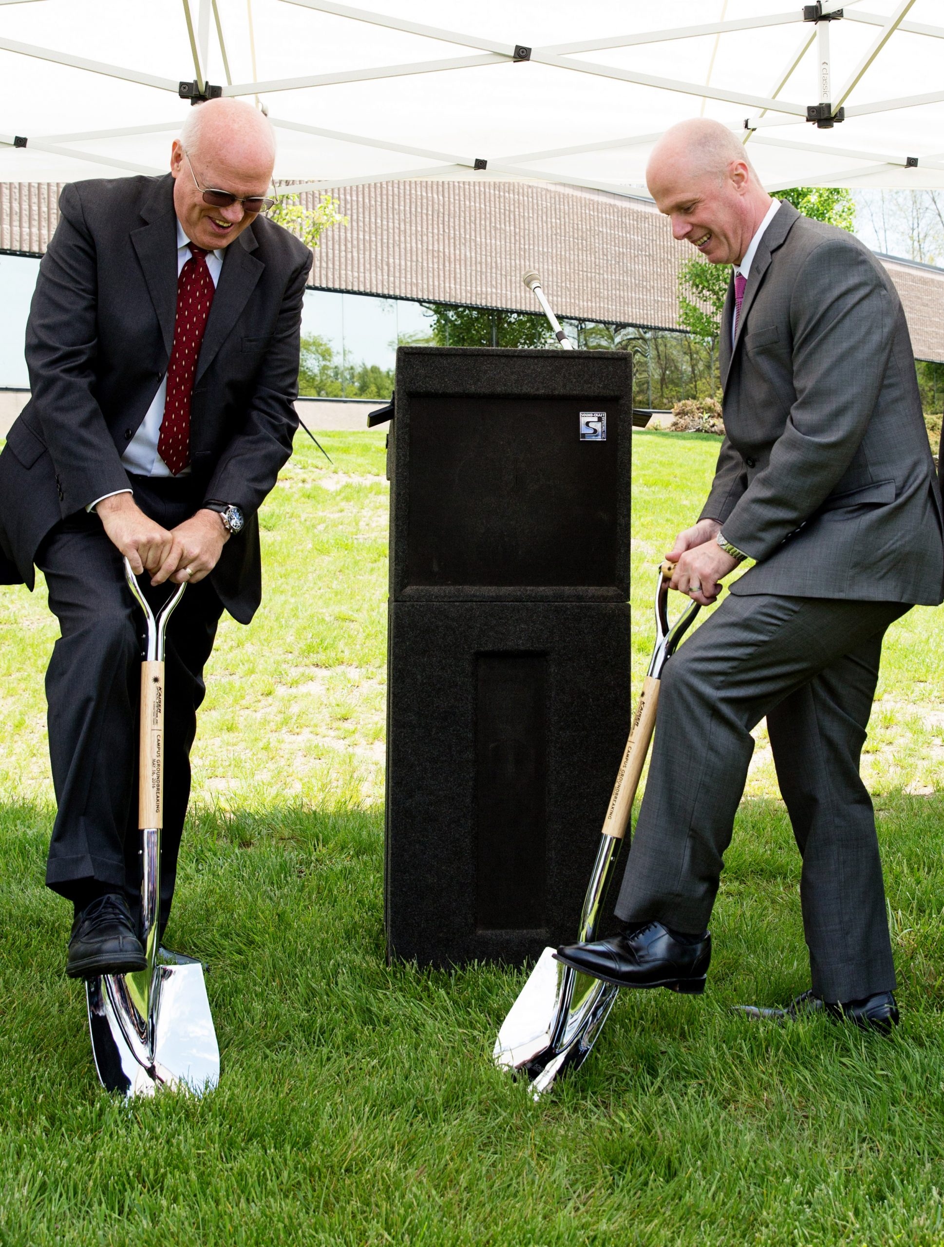 Endress+Hauser investiert in Raman-Technologie