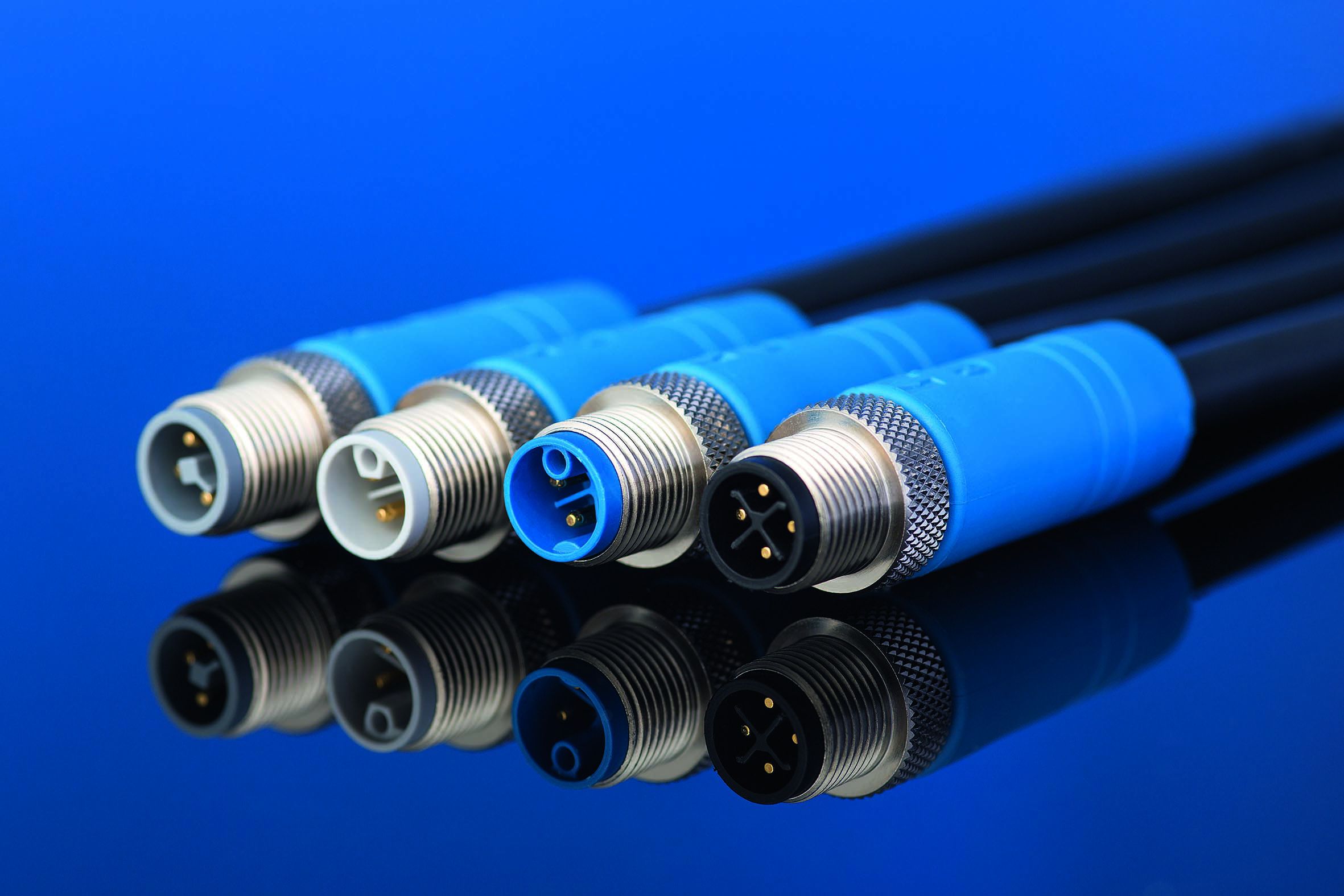 Leistungsstecker-Familie ist komplett