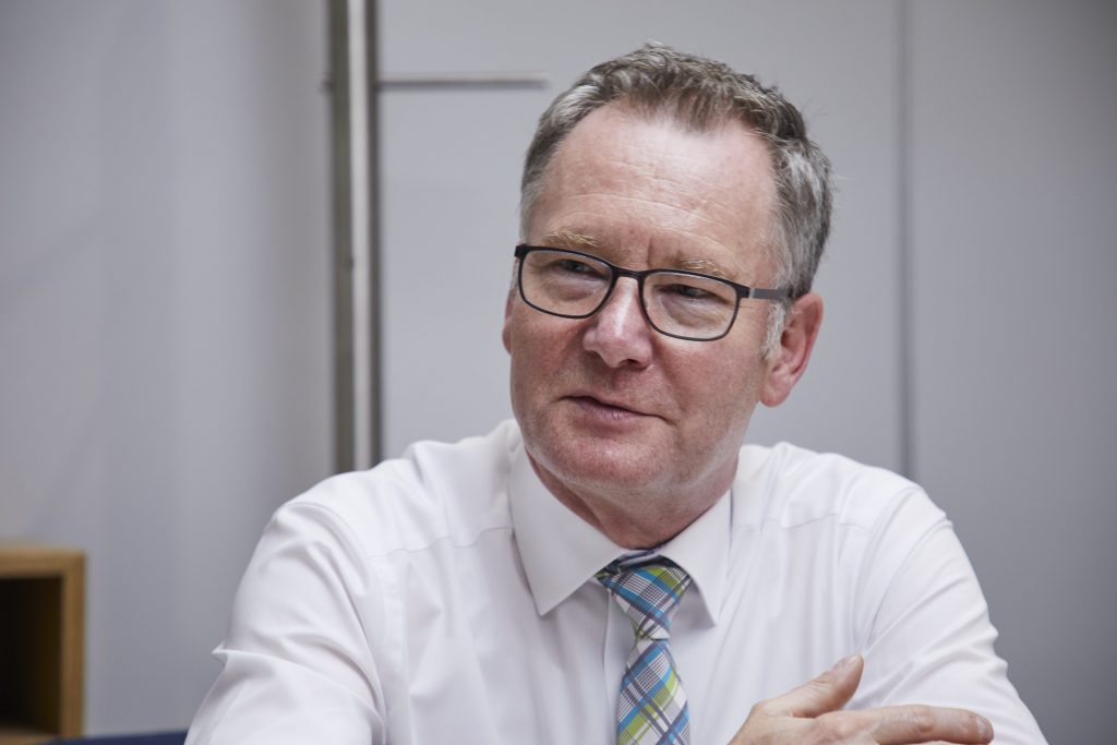 "Wer nichts tut, wird irgendwann Probleme bekommen" 4 HMI Interview PhoenixRittalEpan 12