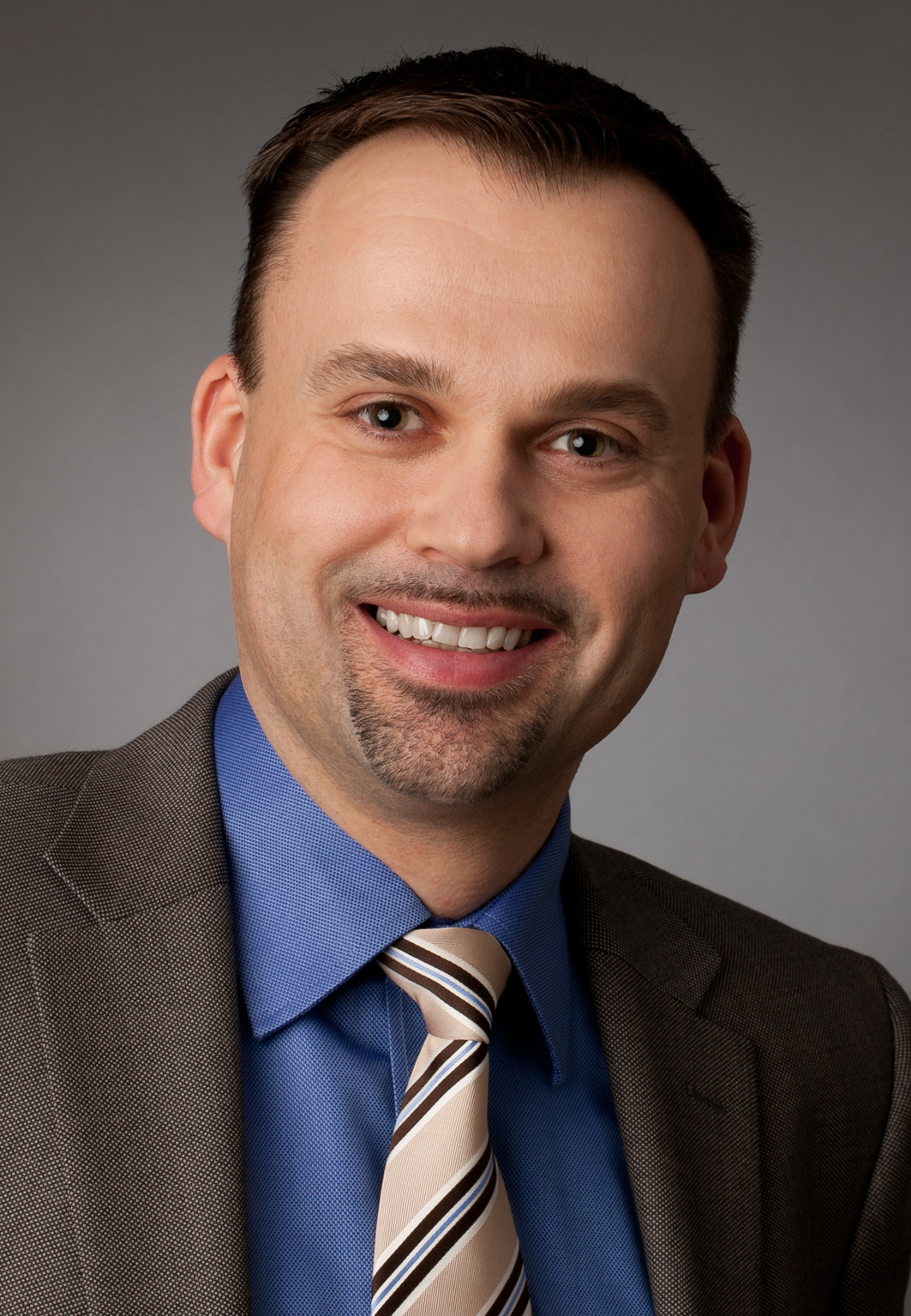 Neuer Senior Sales Director bei Danfoss Drives Deutschland 9 Neuer Senior Sales Director bei Danfoss Drives Deutschland