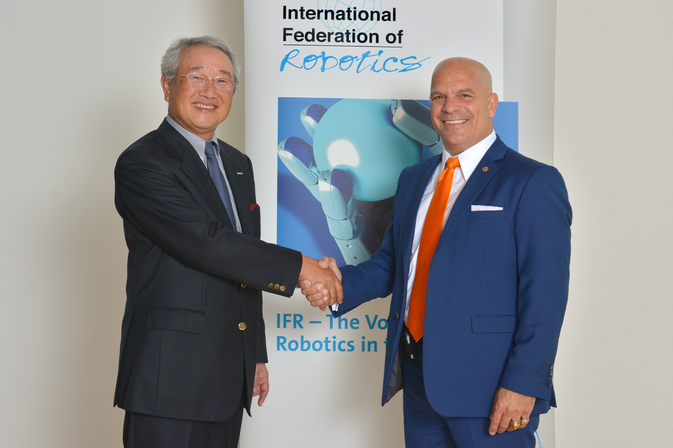 IFR mit neuem Vizepräsident 4 IFR mit neuem Vizepräsident