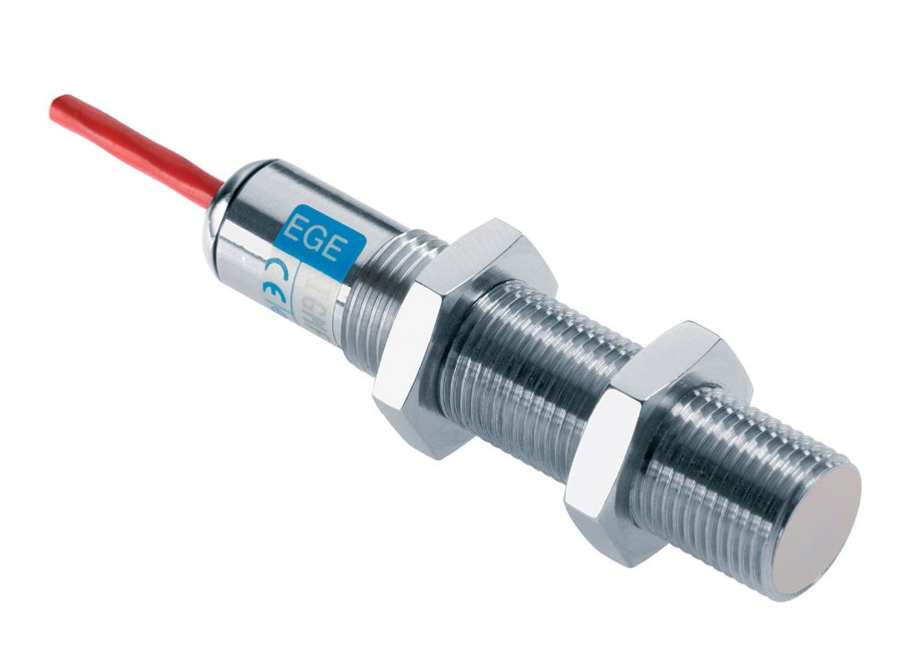 Silikonfreier induktiver Sensor bis 160°C 1 Dank der integrierten Elektronik ist keine nachgeschaltete Auswerteeinheit nötig.