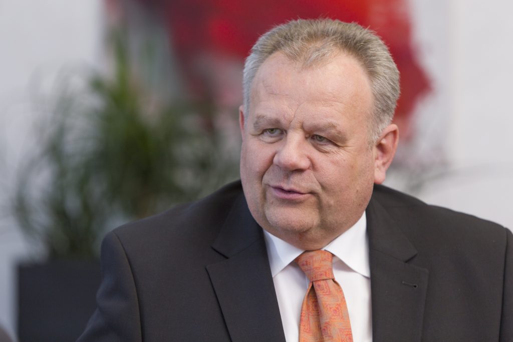 "Nichts Vergleichbares am Markt" 1 Interview