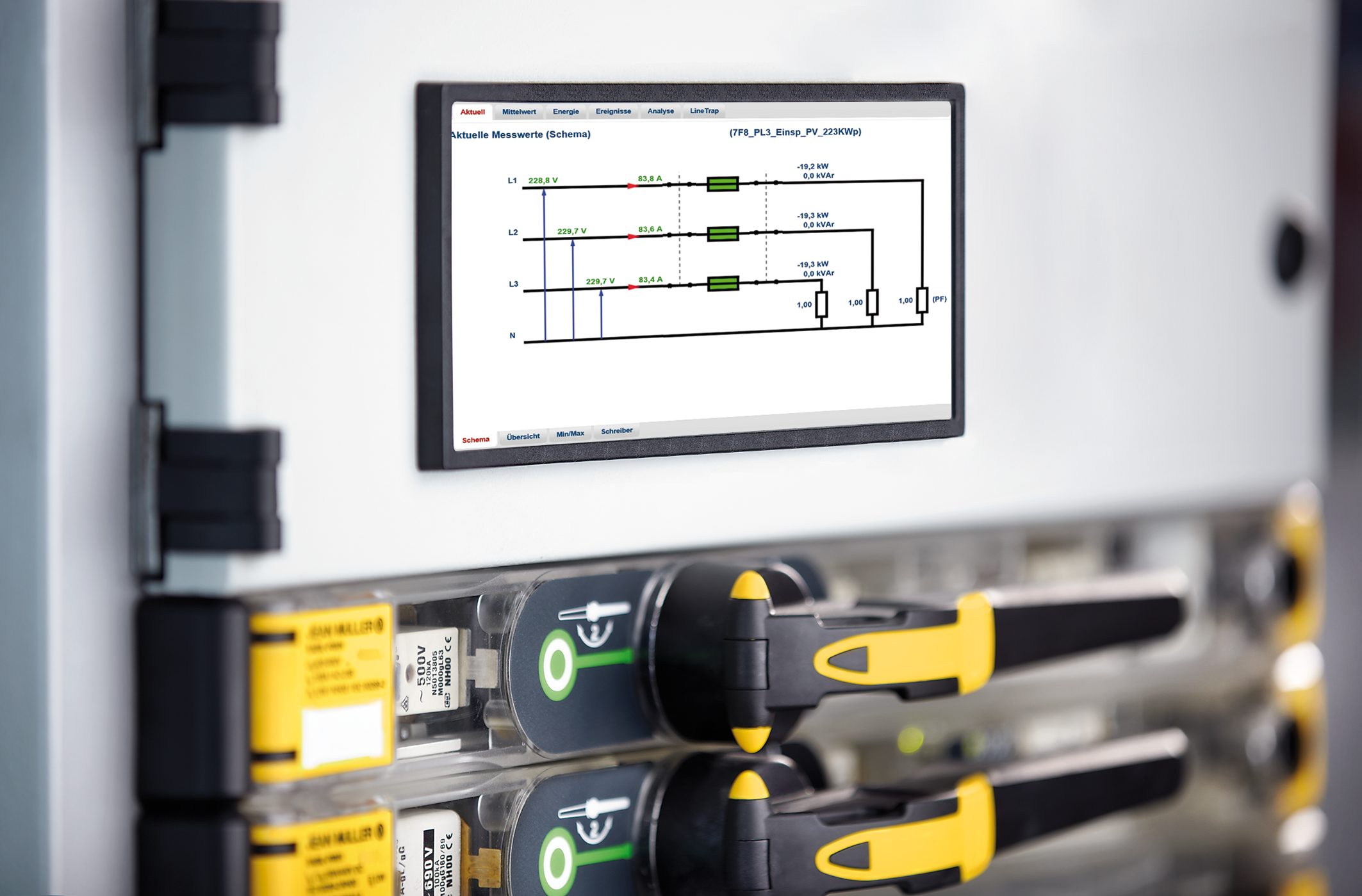 Energiemesssystem für bis zu 64 Teilnehmer und 500KB/s Bus-Frequenz 6 Energiemesssystem für bis zu 64 Teilnehmer
und 500KB/s Bus-Frequenz