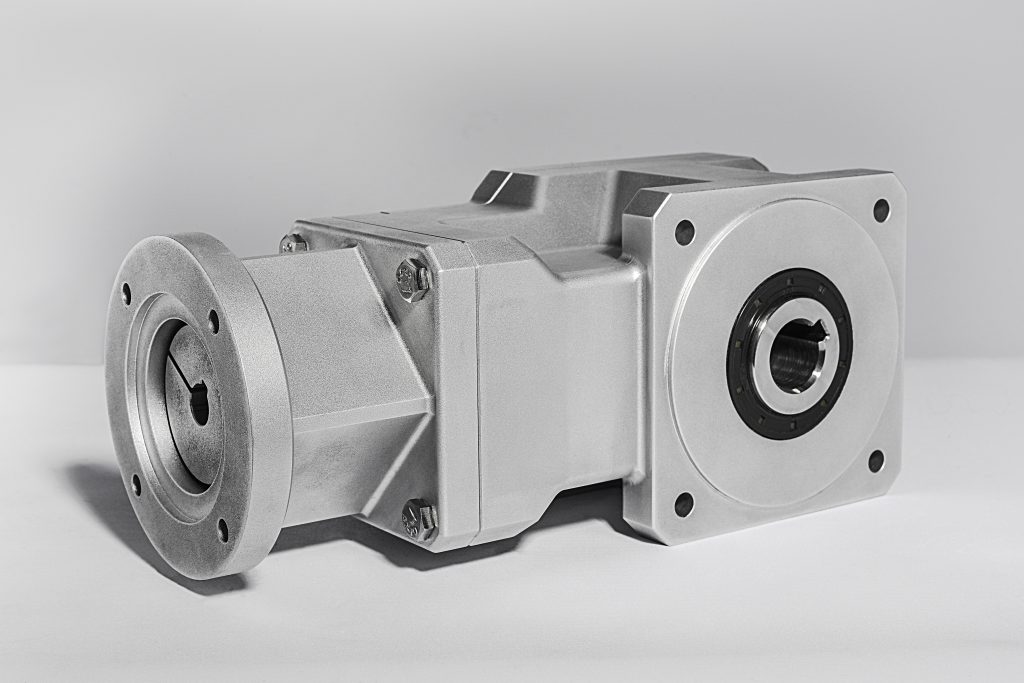 Neues Kegelstirnradgetriebe 1 KS210