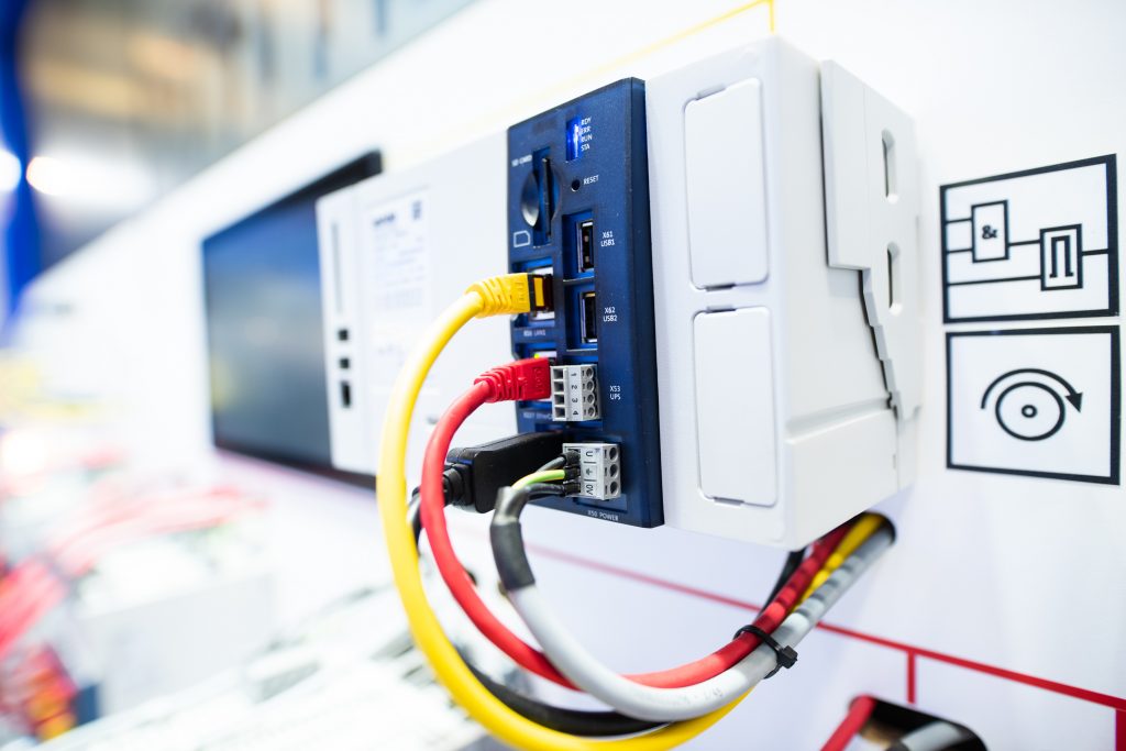 Steuerung für kompakte Bauform 1 Lenze Neue Controller Generation 3