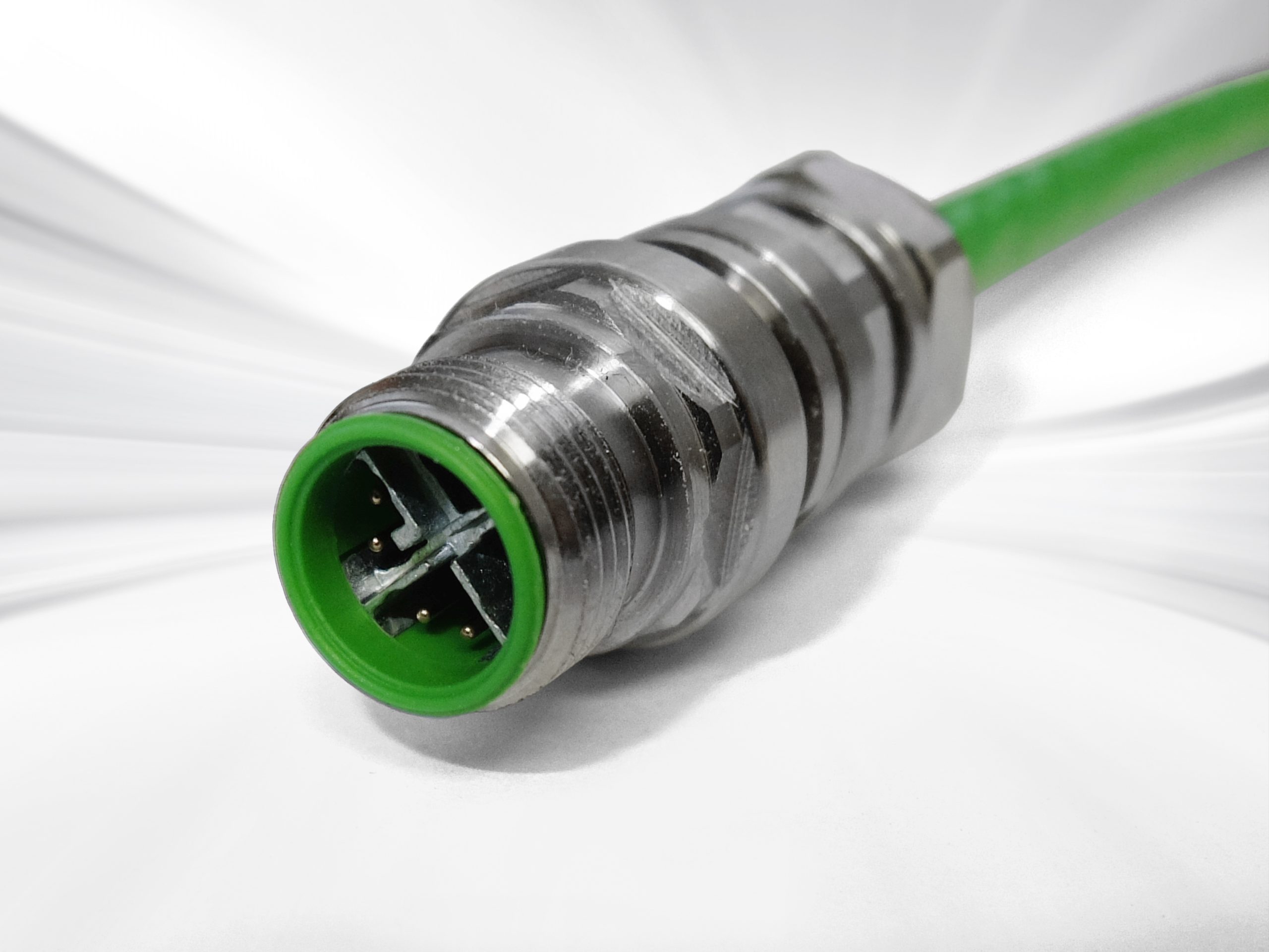 M12-Steckverbinder aus robustem Edelstahl für Anwendungen in der Lebensmittelindustrie 7 M12-Steckverbinder aus robustem Edelstahl für Anwendungen in der Lebensmittelindustrie