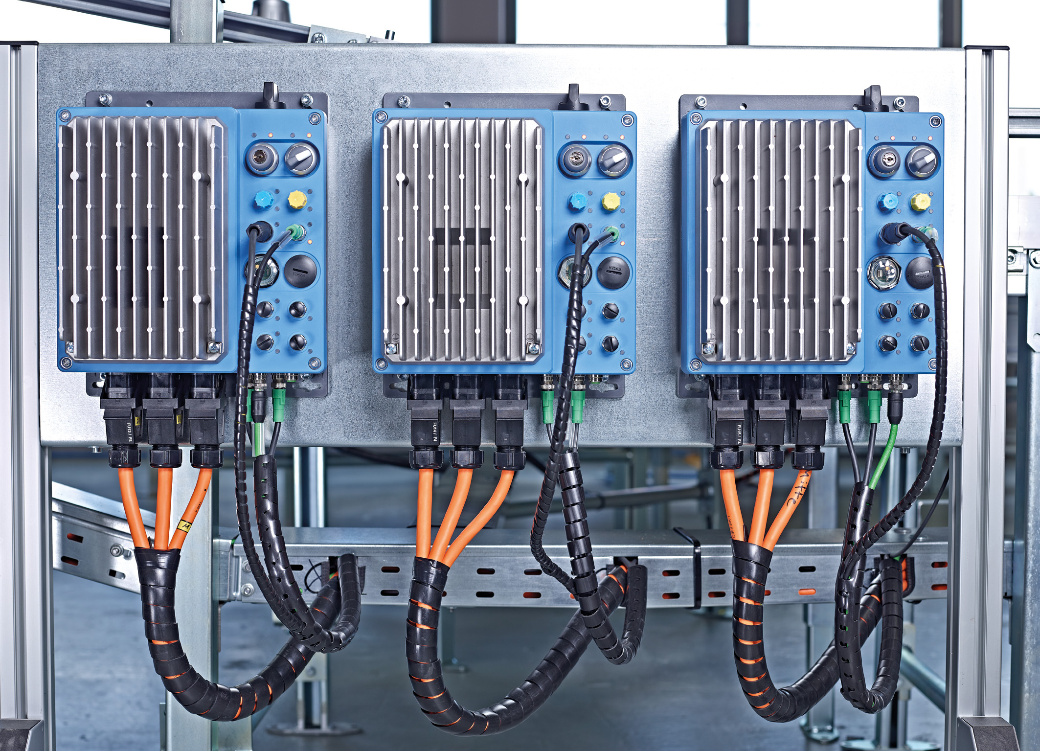 Vernetzte Antriebe für die Produktion