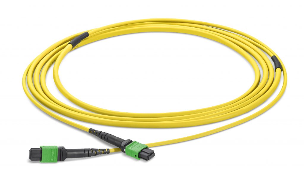 System für die strukturierte paralleloptische Datenübertragungsverkabelung 4 OCTO Patchkabel Doppelmantel SM