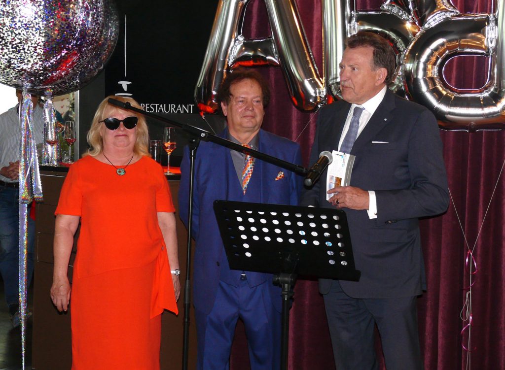 Meilhaus Electronic feiert 25. Messejubiläum 1 PR20 2019 Nachlese Olympiaturm 2019 1