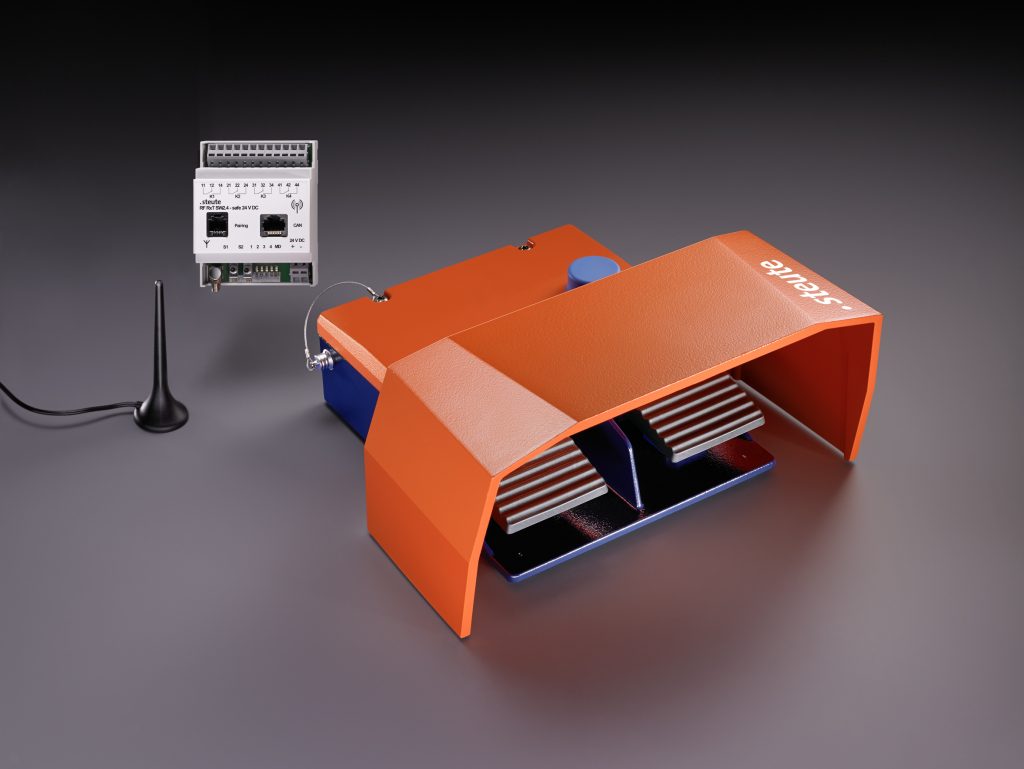 Sicherheits-Funkfußschalter jetzt optional mit Not-Aus-Taster 1 PR RF GFS2 SW24 safe 41041A5