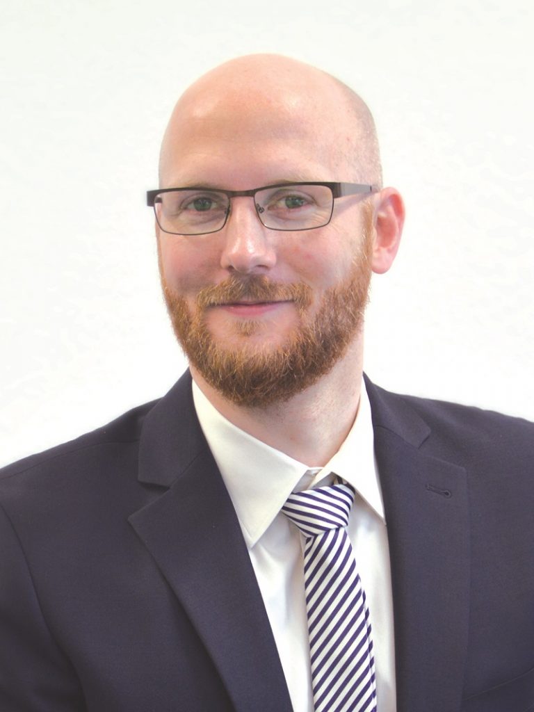 Anlagenbauer zukunftsfähig machen 2 „Unsere Software zenon ermöglicht in Kombination mit Microsoft Azure verschiedenste IIoT-Anwendungen. Auf der Hannover Messe zeigen wir, wie unser Kunde KHS von diesem technologischen Zusammenspiel profitiert“, sagt Philipp Schmidt, Head of Innovation Management bei Copa-Data.