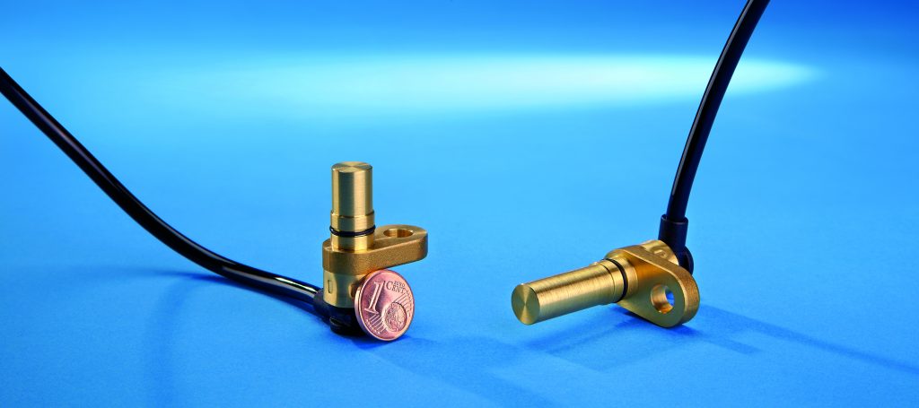 Kompakte Drehzahlsensoren 1 Die Drehzahlsensoren sind für die Schutzanforderungen IP67 und IP6K9K ausgelegt.