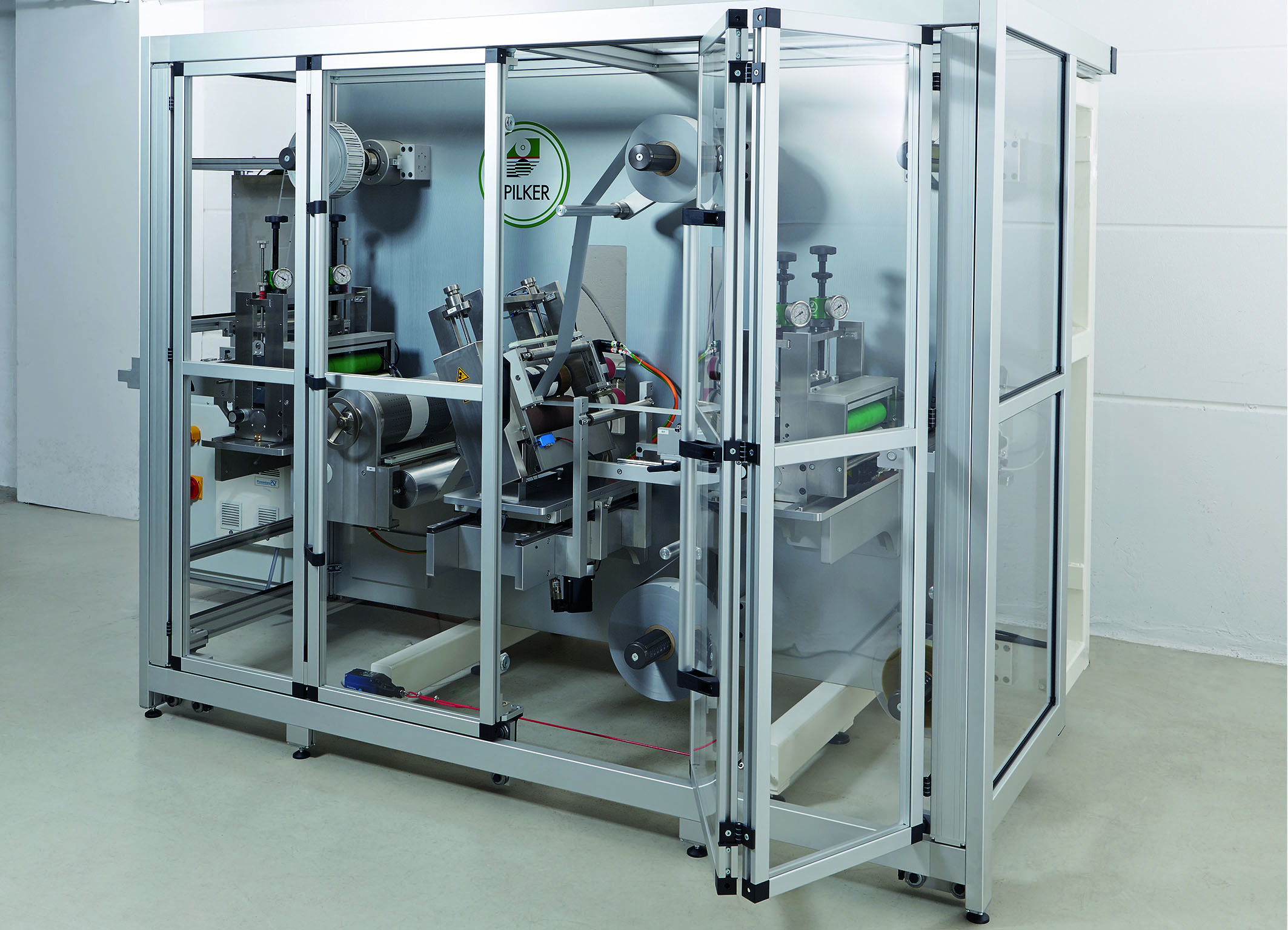 Schutz- und Abtrennsystem 8 Schutz- und
Abtrennsystem