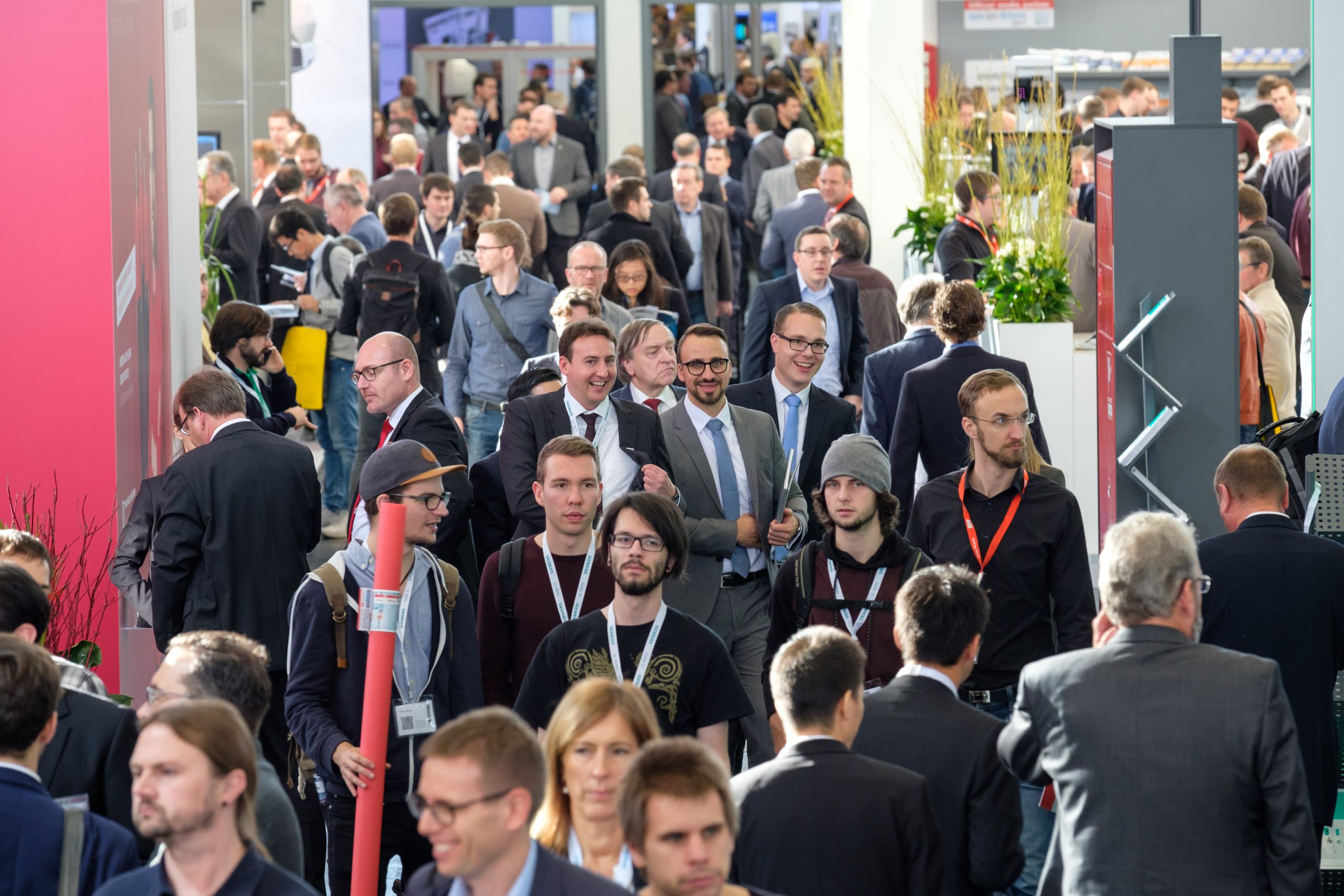 Aus SPS IPC Drives wird 'SPS - Smart Production Solutions' 2 Aus SPS IPC Drives wird
‚SPS – Smart Production Solutions‘