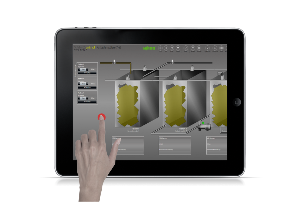 Produktionssteuerung 4.0 2 Ziel des Prozessleitsystems XAMControl ist eine einheitliche und vernetzte Produktionsumgebung. Gleichzeitig wird aber Wert darauf gelegt, dass alle Anlagen im Notfall auch eigenständig arbeiten können. Die Bedienung erfolgt dann via Touchpanel am Gerät.