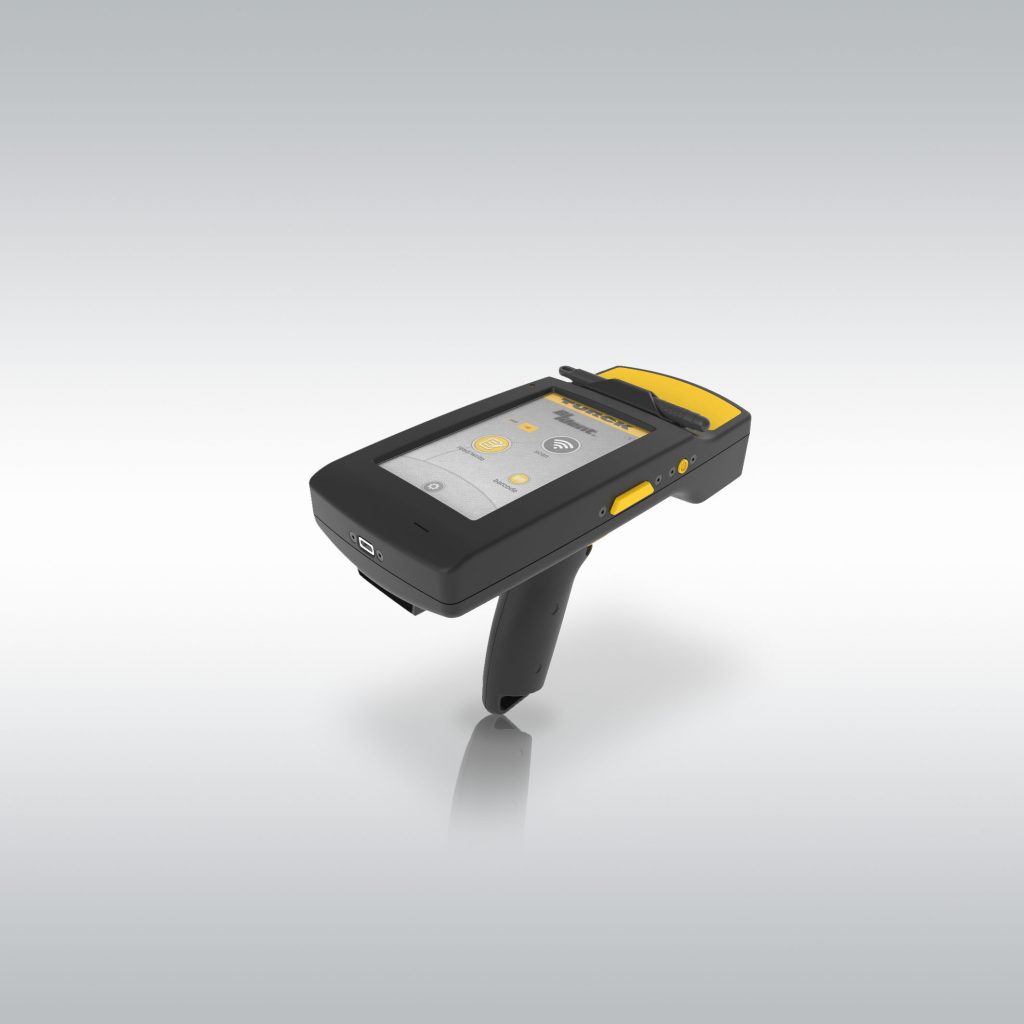 IP67-Multi-Reader für HF/UHF-RFID, Bar- und 2D-Codes 1 Das Modell PD67 ist ein vielseitiges RFID-Handheld für herausfordernde Umgebungen.