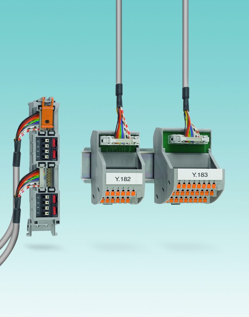 Auch in Zukunft schnell, sicher und fehlerfrei ankoppeln 2 Rangieren die Signale und sind aufeinander abgestimmt: Frontadapter, Systemkabel und Übergabemodul stellen eine schnelle und fehlerfreie Anbindung der S7-1500 sicher.