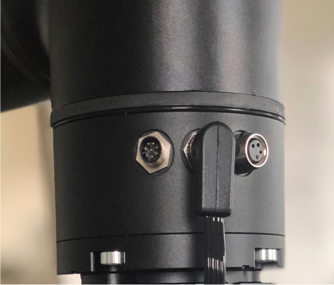 Cobots mit End-of-Arm-Tool-I/O und Freilauftaste