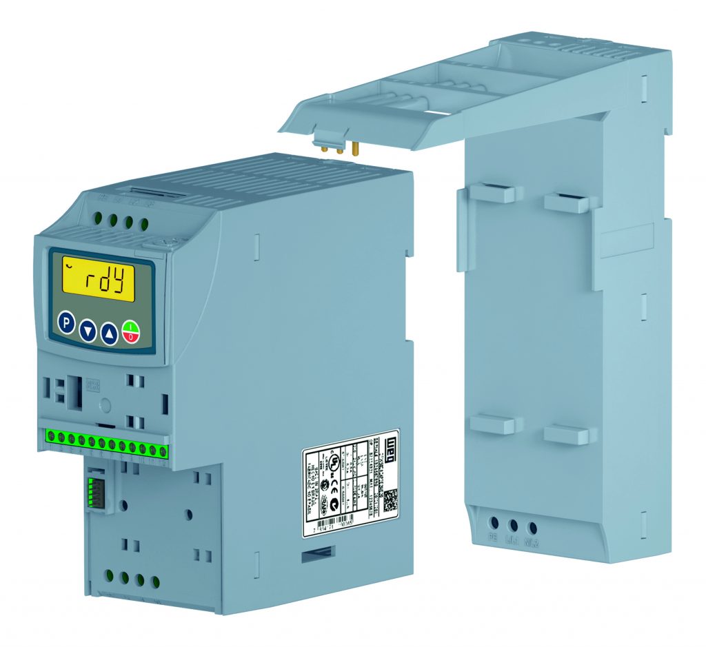 Frequenzumrichter für kleine Motorleistungen 2 Das umfangreiche Zubehör des CFW300 umfasst zudem steckbare EMV-Filter der Kategorien C2 oder C3 gemäß DIN EN IEC 61800-3, die sich schnell werkzeug- und kabellos mit dem Umrichter verbinden und auf der Hutschiene montieren lassen.