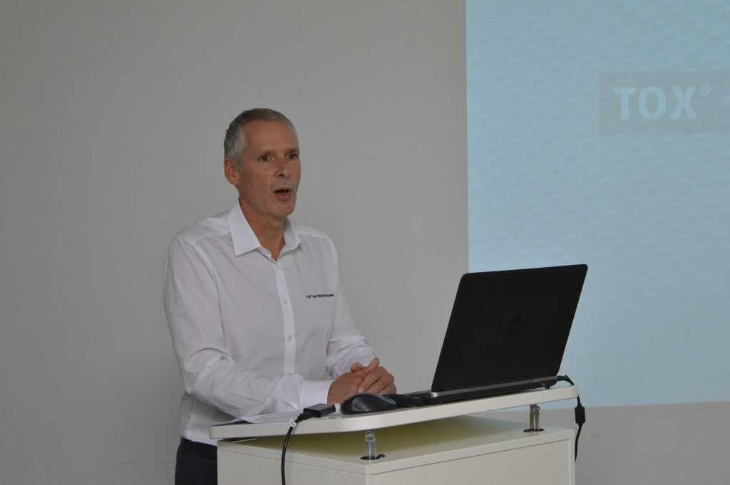 Vom Antriebszylinder zur kundenspezifischen Systemlösung 1 Zitat1 6