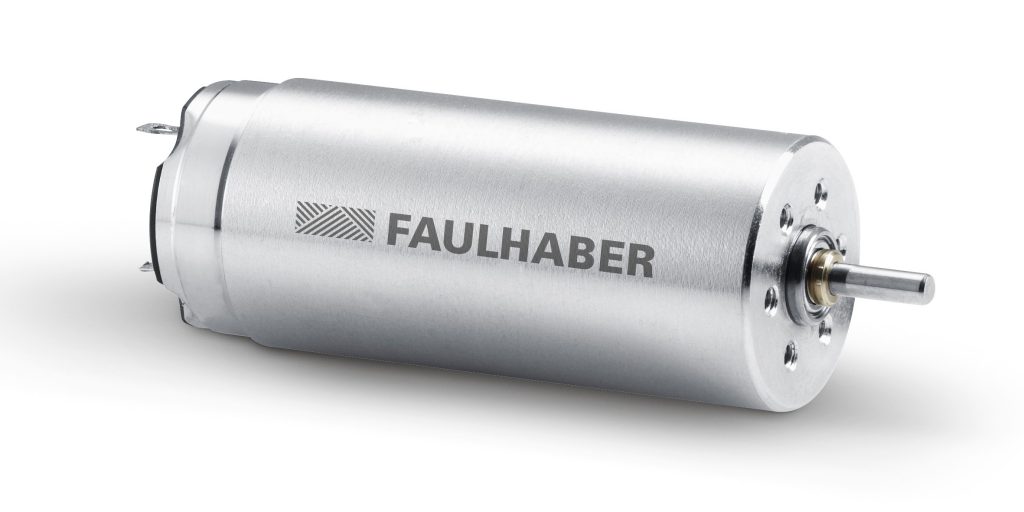 Anschmiegsames Exoskelett 3 Die im Ironhand-Handschuh verbauten Faulhaber-Motoren mit 17mm Durchmesser erreichen im Verhältnis zu ihrer Größe und ihrem Gewicht höhere Leistungen und Drehmomente als konventionelle Ausführungen.