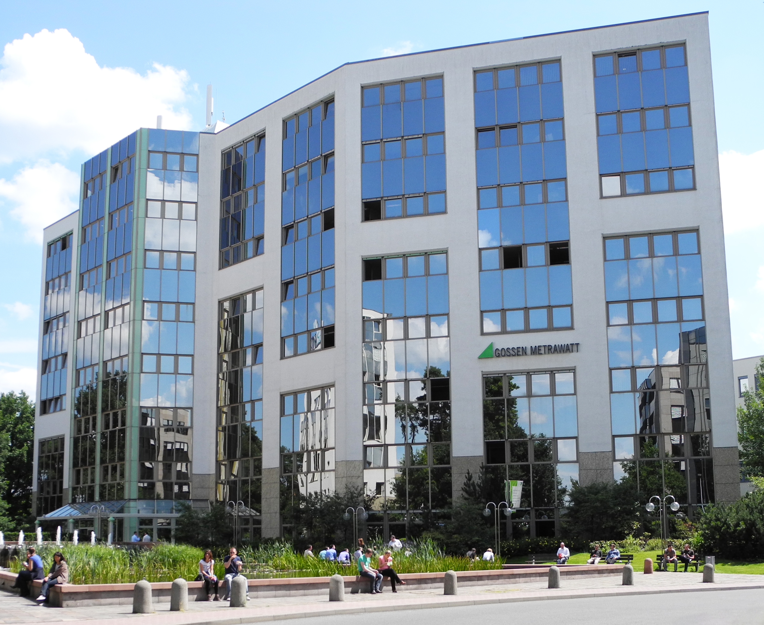 Fokus auf sicherer Anwendung elektrischer Energie 3 Fokus auf sicherer Anwendung elektrischer Energie