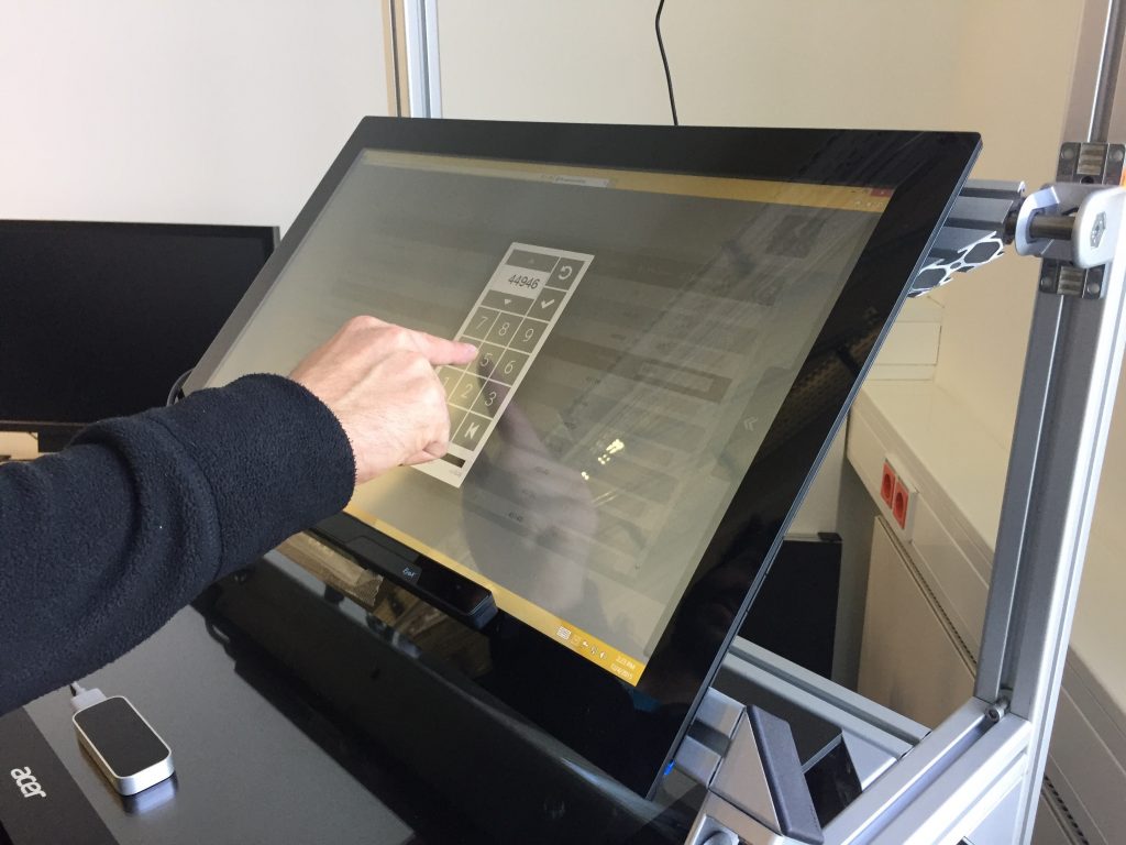 Auf der Suche nach dem Bedienkonzept von morgen 3 Im Projekt wurde unter anderem eine Touch-Steuerung erprobt.