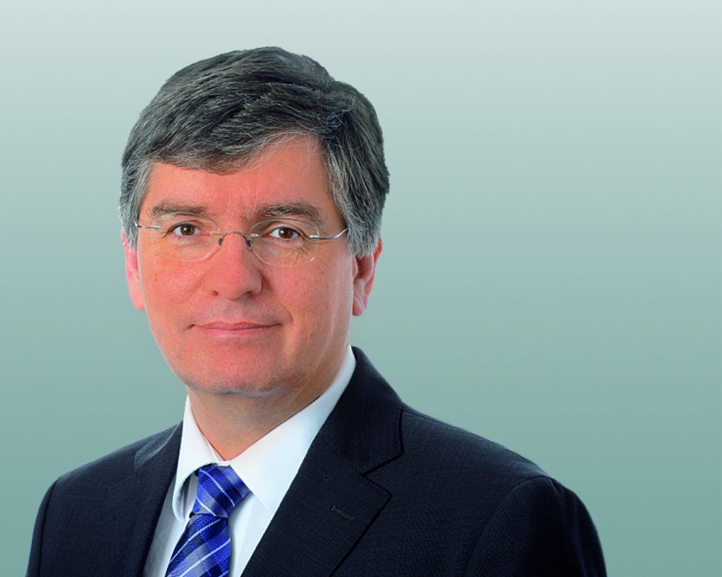 EU Cyber Security Act kommt! 1 Dr.-Ing. Lutz Jänicke, Product & Solution Security Officer, Phoenix Contact GmbH & Co. KG, Blomberg