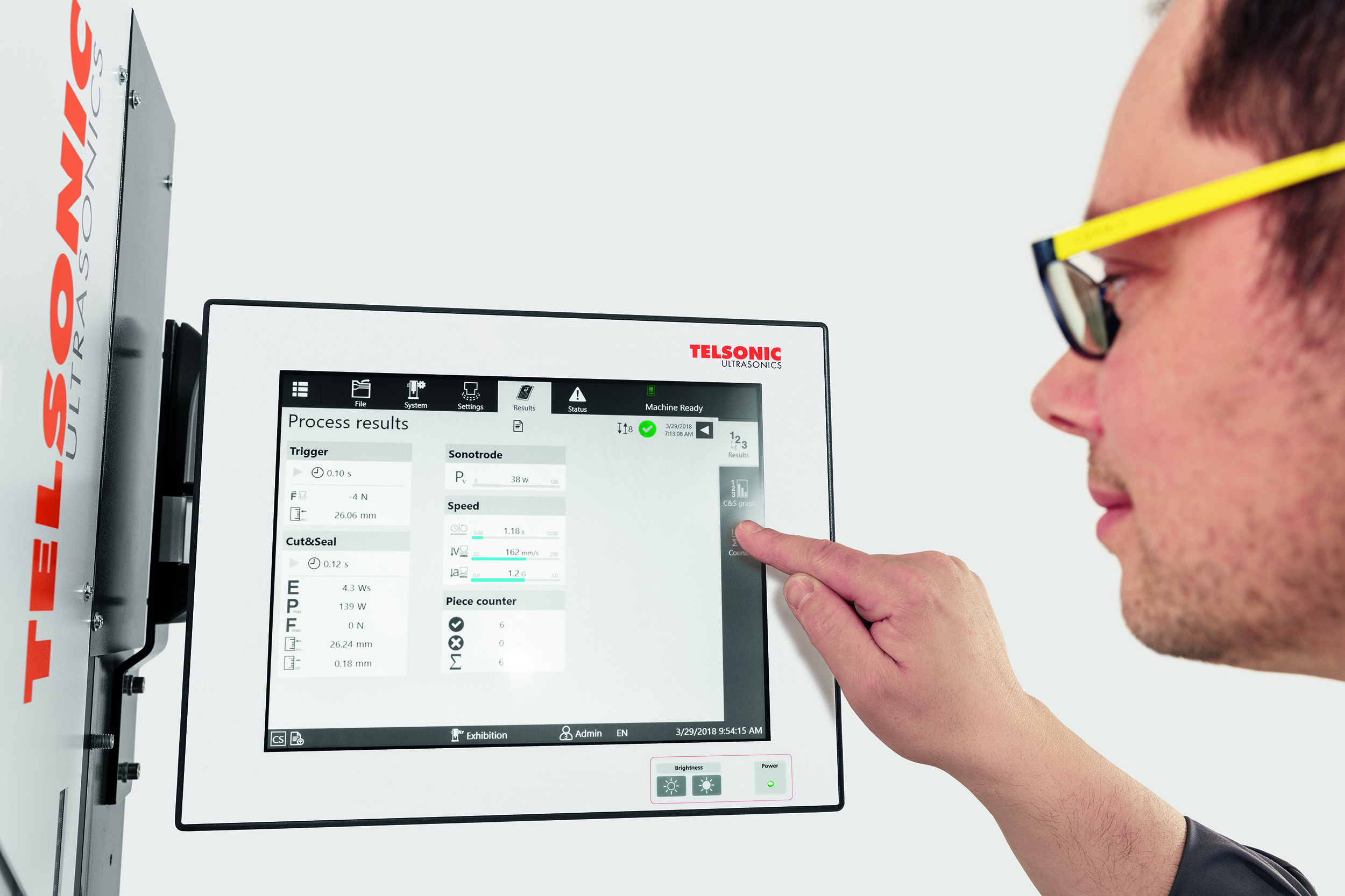 Mehr Visualisierung und Vernetzung 4 Mehr Visualisierung
und Vernetzung