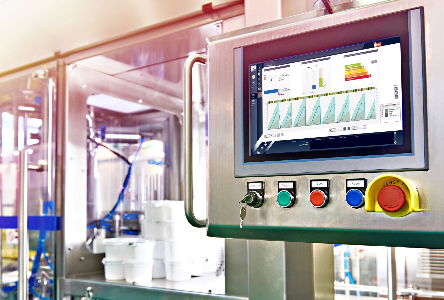 Neue Version für Zenon-Softwareplattform 2 Neue Version für
Zenon-Softwareplattform