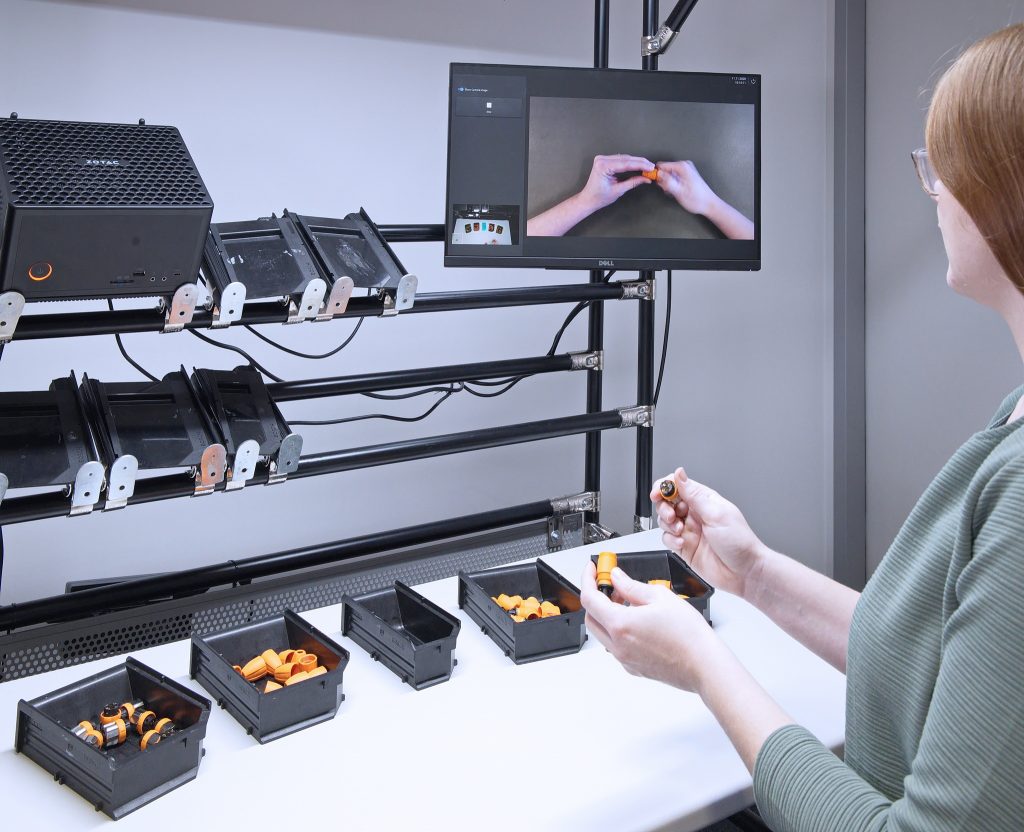 Assistenzsystem mit 2D- und 3D-Kamera 1 ifm pm 671 print