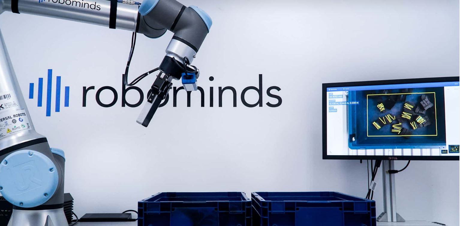 Bin Picking mit künstlicher Intelligenz 3 Bin Picking mit
künstlicher Intelligenz