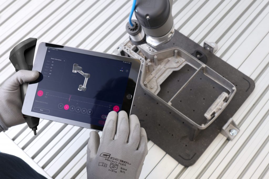 Roboterprogrammierlösung von Wandelbots 1 live control im einsatz pbj fram min