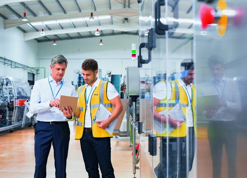 Bürgschaft für Sicherheit 4 Pilz übernimmt als Dienstleister die Verantwortung für das Konformitätsbewertungsverfahren und stellt sicher, dass die Anforderungen der Maschinenrichtlinie eingehalten werden.