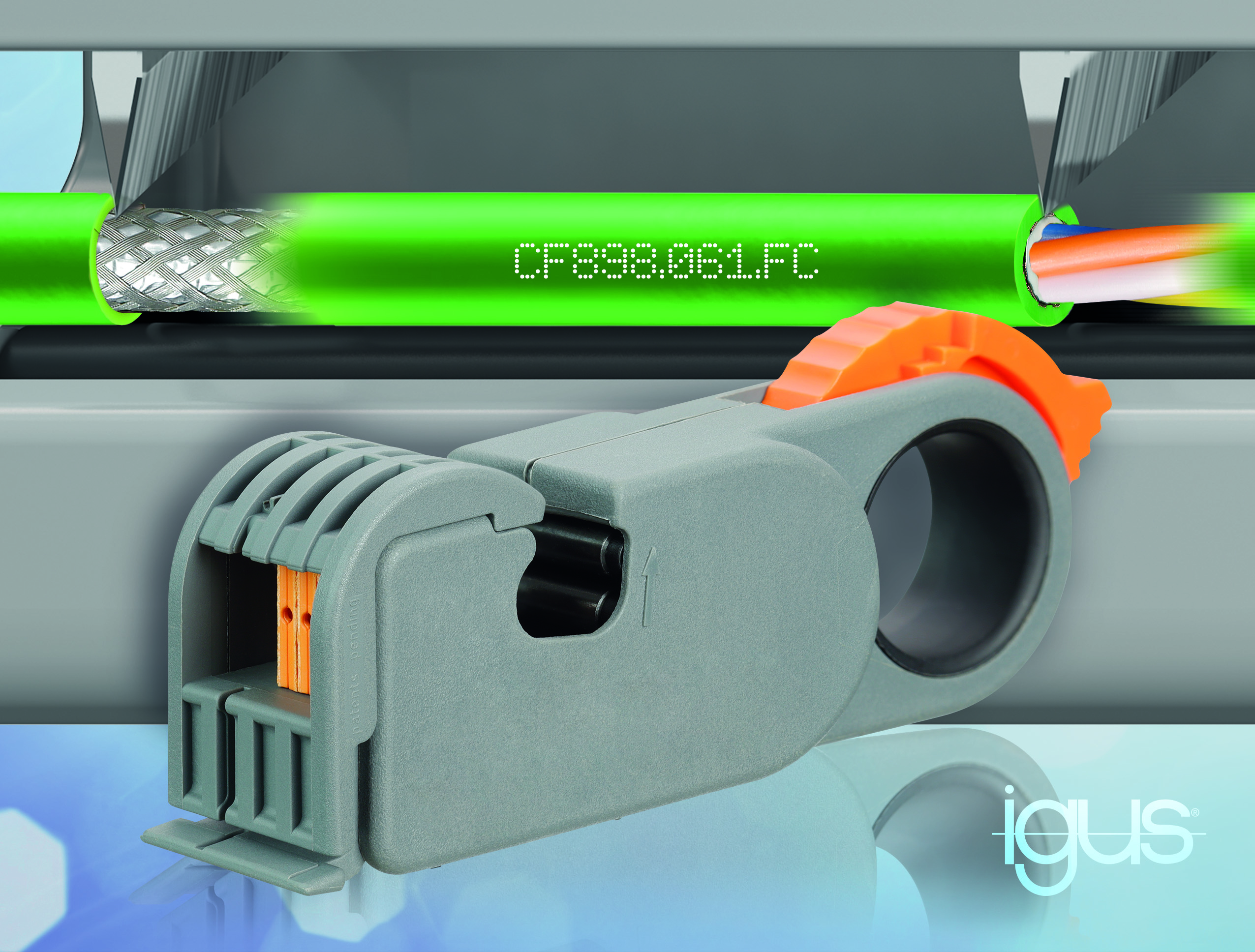 Profinet-Leitung in einem Schritt abisolieren 7 Profinet-Leitung in einem Schritt abisolieren