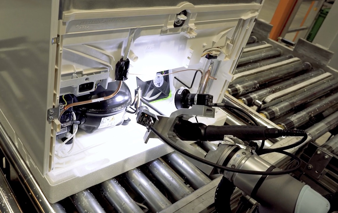 Automatisierte Dichtheitsprüfung mit künstlicher Intelligenz 9 Automatisierte Dichtheitsprüfung
mit künstlicher Intelligenz