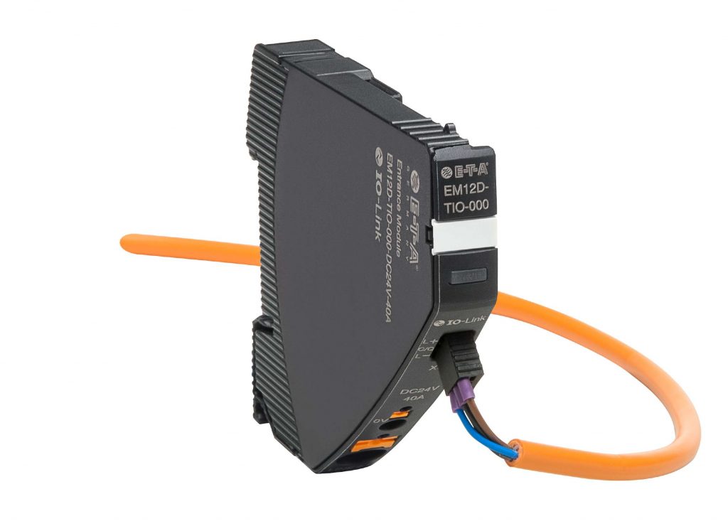 Erhöhte Transparenz und Flexibilität 2 Das Einspeisemodul EM12D-TIO bildet die Schnittstelle zum IO-Link-Master.