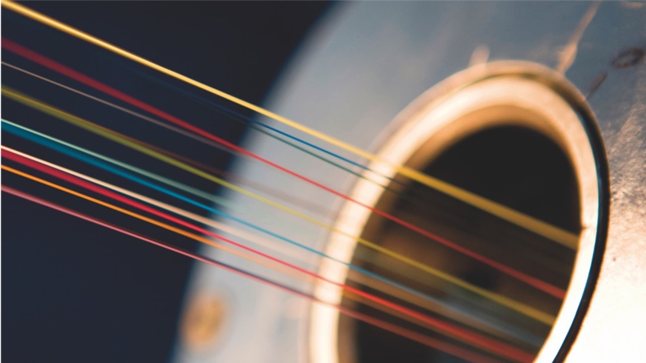 Höhere Biegeunempfindlichkeit bei Singlemode-Glasfaserkabel 5 Höhere Biegeunempfindlichkeit bei
Singlemode-Glasfaserkabel