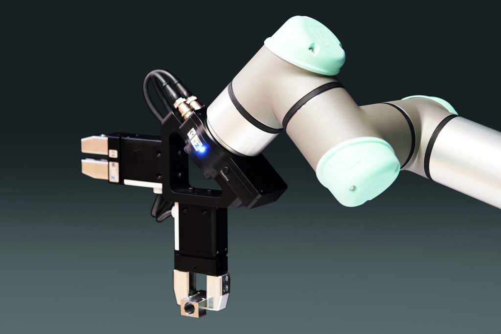 Mit IO-Link drahtlos durch die Anlage 7 GIA Funkflansch 02