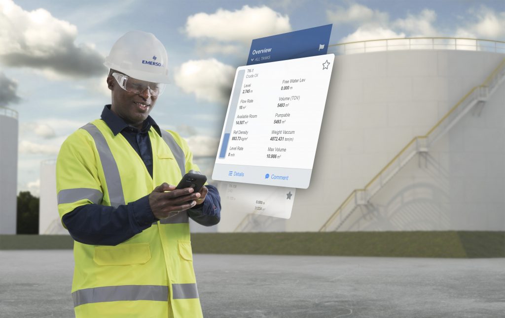 Daten auf der Hand 1 Die Bereitstellung von Echtzeitdaten für berechtigte Personen
auf Smartphones, Tablets oder
Computern kann Betriebseffizienz und -sicherheit verbessern.