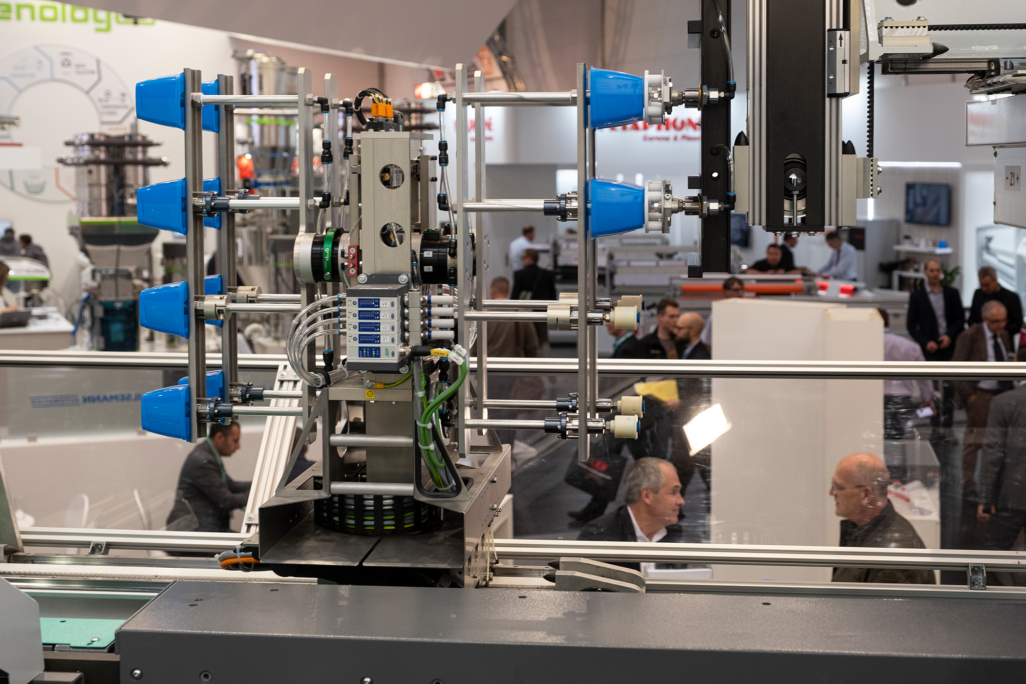 Lastspitzen runter, Betriebssicherheit rauf 6 Lastspitzen runter,
Betriebssicherheit rauf