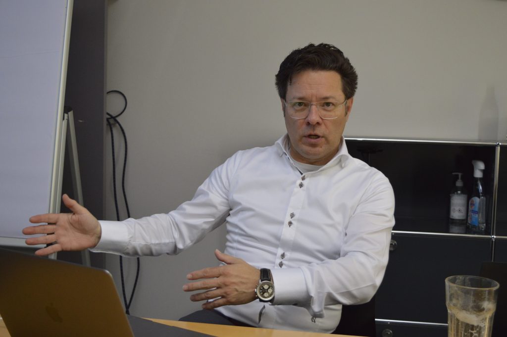 Engineering auf neuem Level 3 "Über die Zeit haben wir WSCAD von einer klassischen Engineering-Software hin zu einem digitalen Ökosystem veredelt." Axel Zein, WSCAD