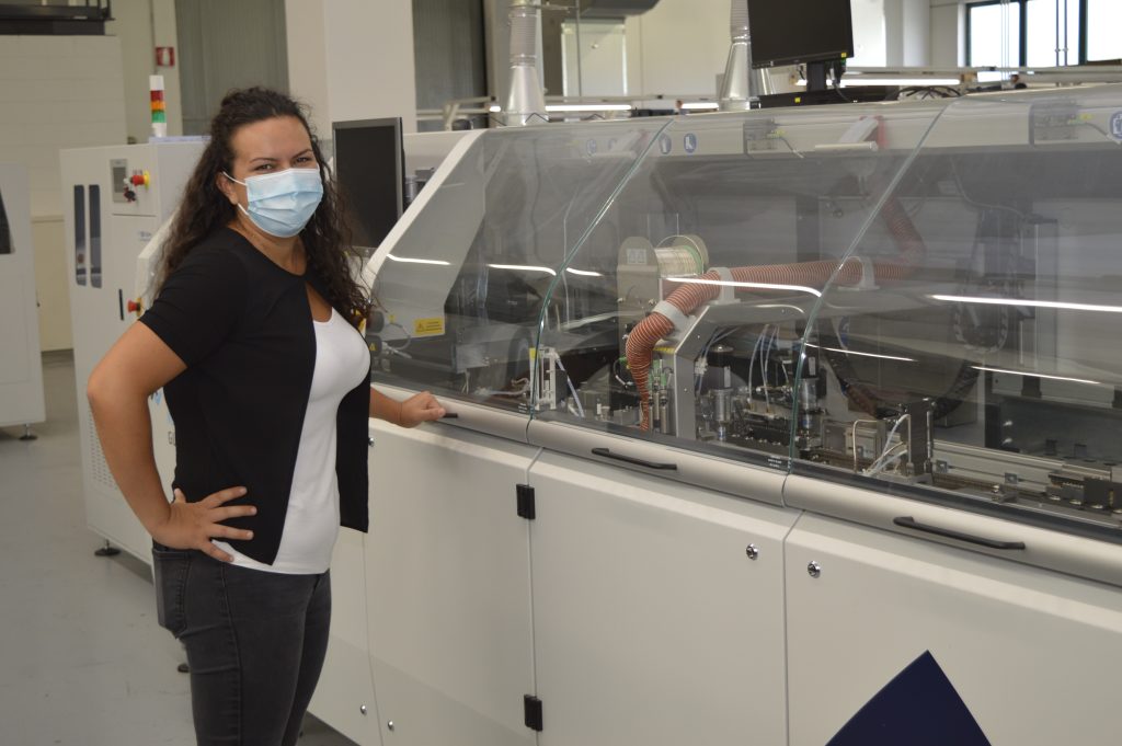 Von der Leiterplatte zum fertigen Industrie-PC 3 Chiara Nimis, Director Operations bei Asem, ist unter anderem für die zwei (bald drei) SMT-Linien verantwortlich.