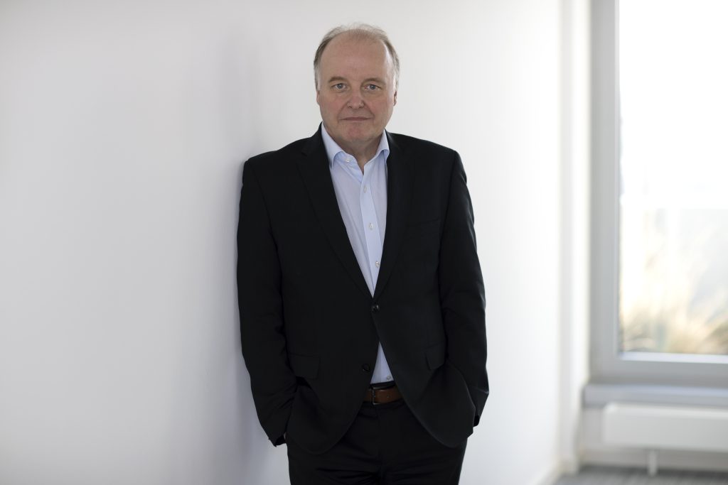 "Leider dr&auml;ngen sich schon jetzt zu viele wichtige Messeformate in den Sommermonaten von Juni bis September. Es ist schwer vorstellbar, dass Besucher in so kurzer Zeit so viele Messen besuchen, zumal inernationale Besucher noch fehlen werden." Dr. Gunther Kegel, Pepperl+Fuchs