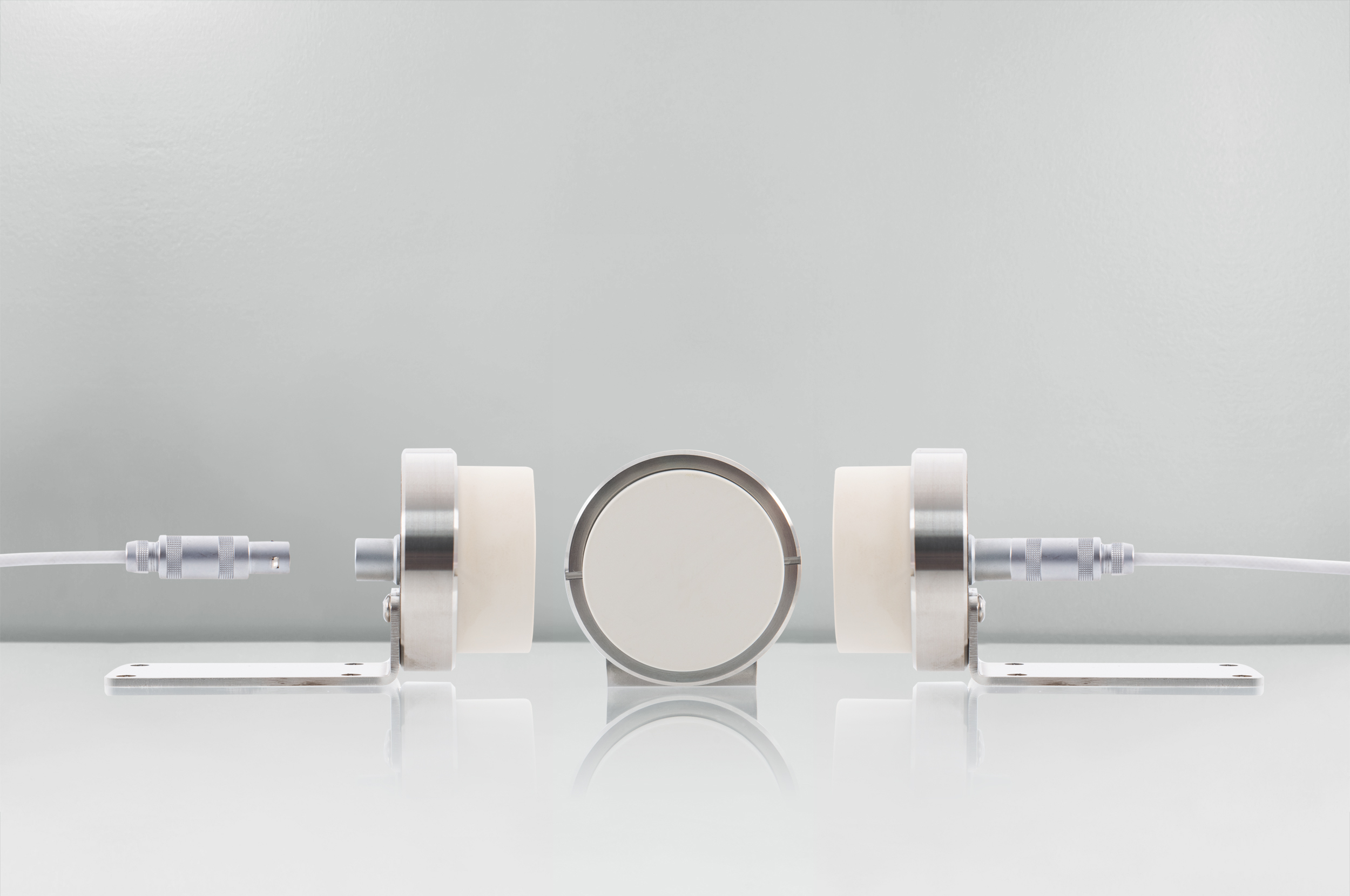 Induktive Sensoren für
extreme Temperaturbereiche 10 Induktive Sensoren für
extreme Temperaturbereiche