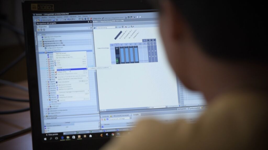 Automatisierung neu gedacht 1 Anfangs exotisch, heute Standard: Das PC-basierte Engineering ist aus der Automatisierungswelt nicht mehr wegzudenken.